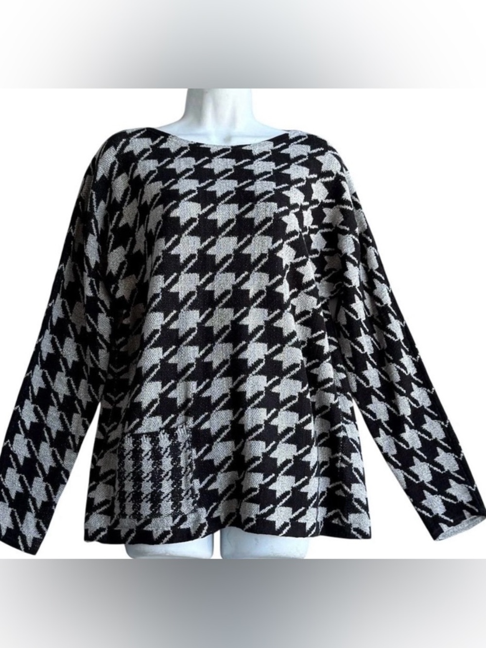 J. Jill Black & White Houndstooth Knit Sweater with Contrasting Pocket
